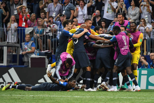 轻轻拂过 轻轻拂过